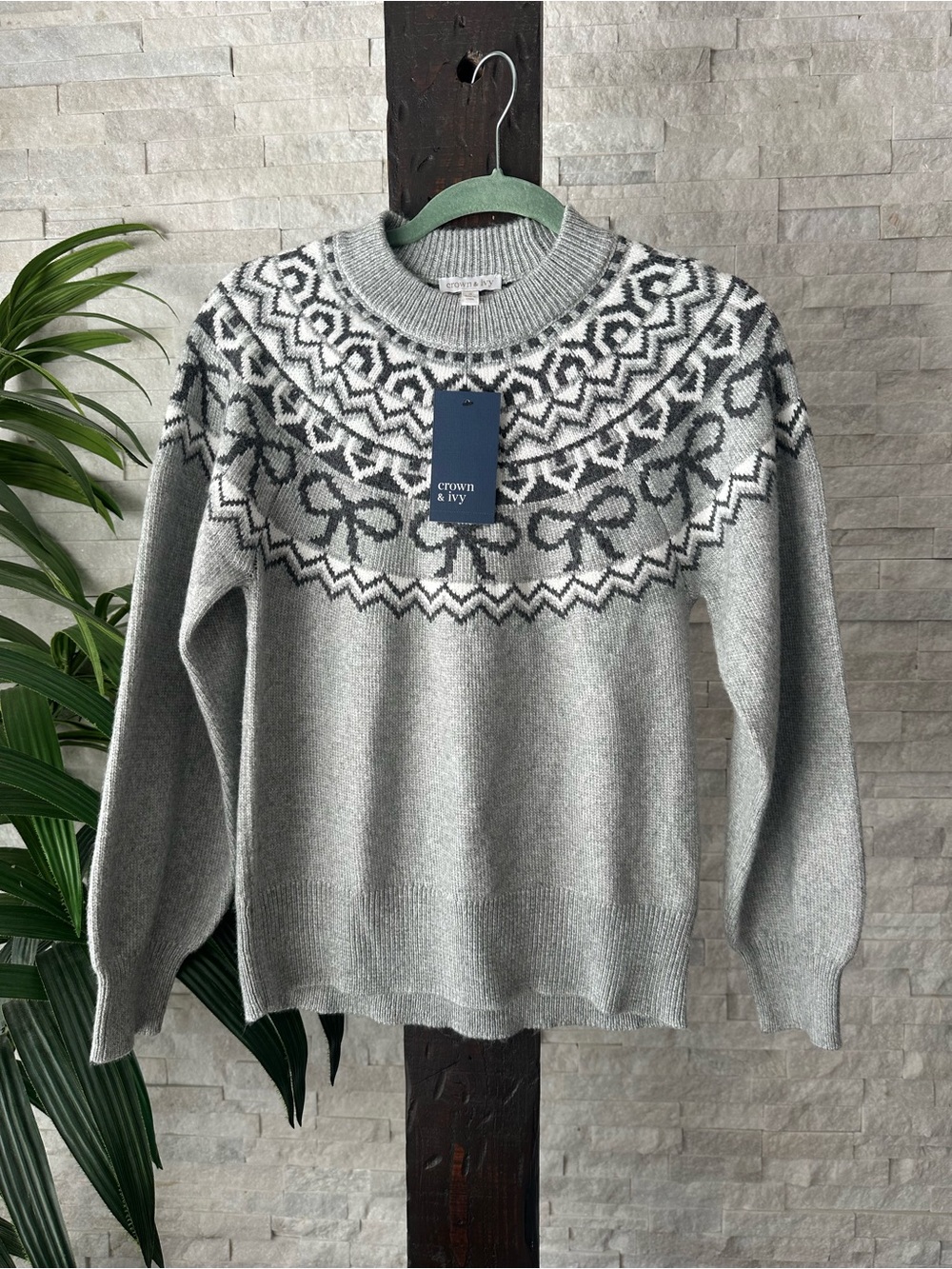 Crown & Ivy Gray Fair Isle Ribbon Crewneck Sweater Size S New with Tags